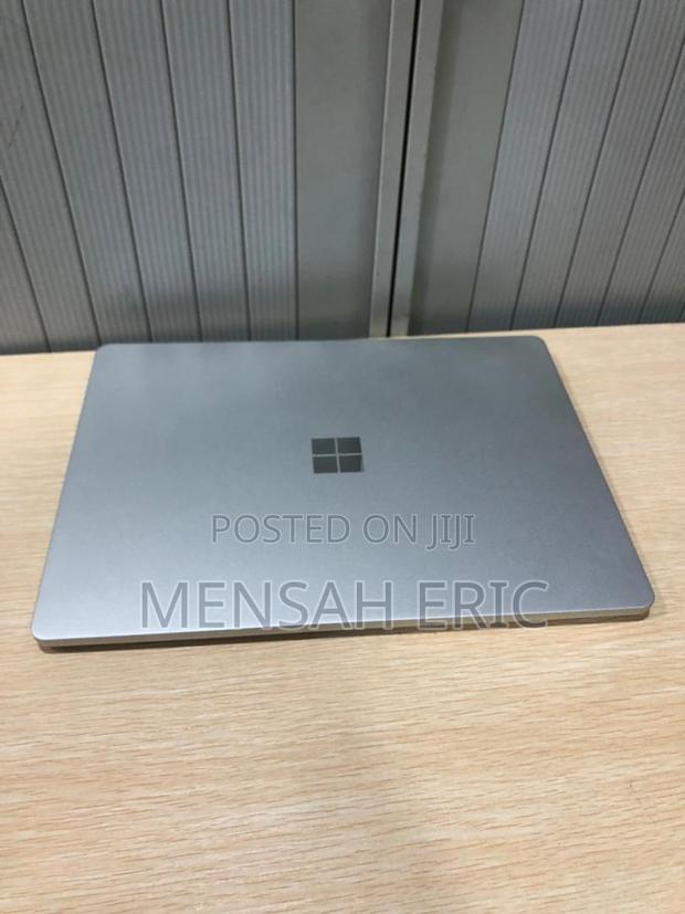 Laptop Microsoft Surface Go 16GB Intel Core I5 SSD 256GB photo 2