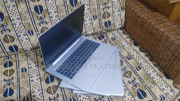 Laptop HP EliteBook 840 G5 16GB Intel Core I7 SSD 512GB photo 2