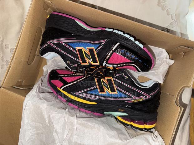 New Balance 1906 "Neon Nights" Sneakers · Photo 4