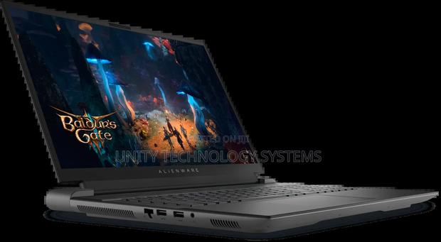 New Laptop Alienware Area-51m 16GB Intel Core I7 SSD 1T photo 3