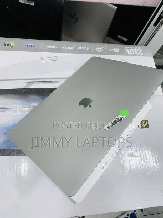 Laptop Apple MacBook Pro 2019 16GB Intel Core I7 SSD 512GB photo 3