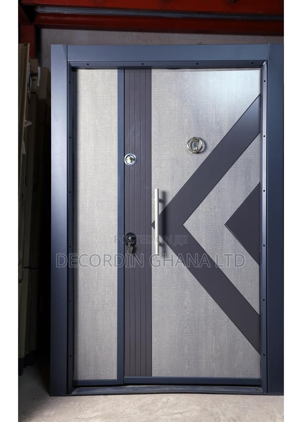Modern Security Door · Photo 3