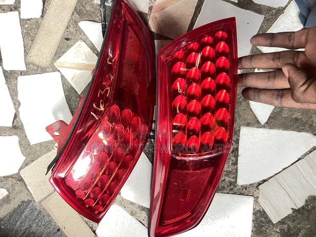 Infiniti Fx35 Taillight Available