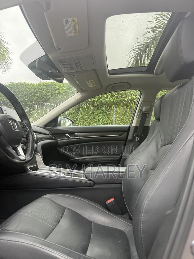 Honda Accord 2018 Gray photo 4