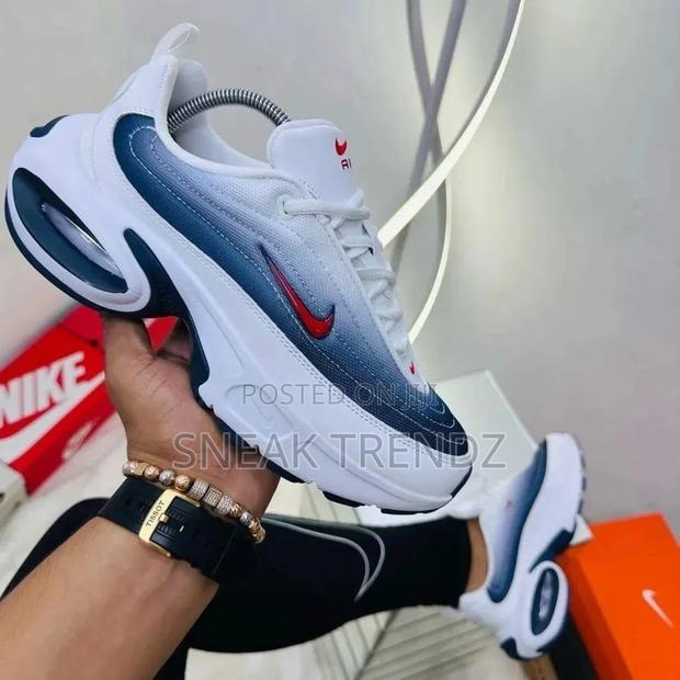Air Nike Portal Blue White · Photo 3