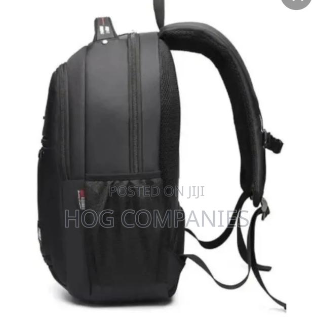 High Quality and Durable Backpack With Usb Charging Port · Photo 4