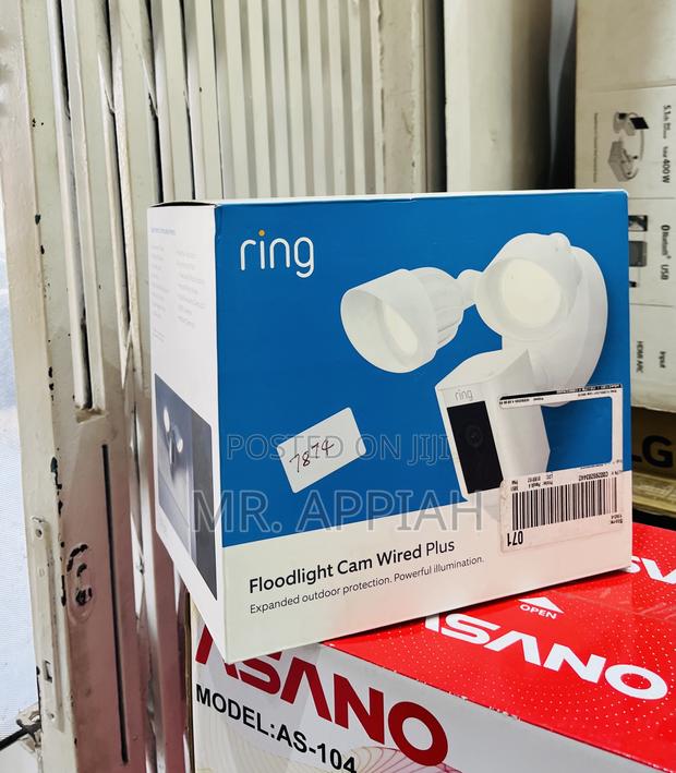 Low Consumption Ring Floodlight Cam Wired Plus(1080p). · Photo 2