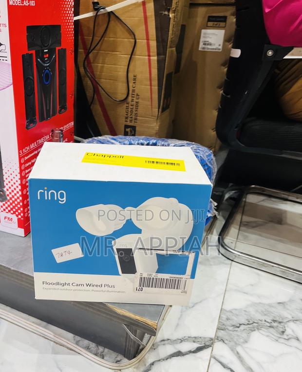 Choose FinestRing Floodlight Cam Wired Plus(1080p Hd Video) · Photo 2