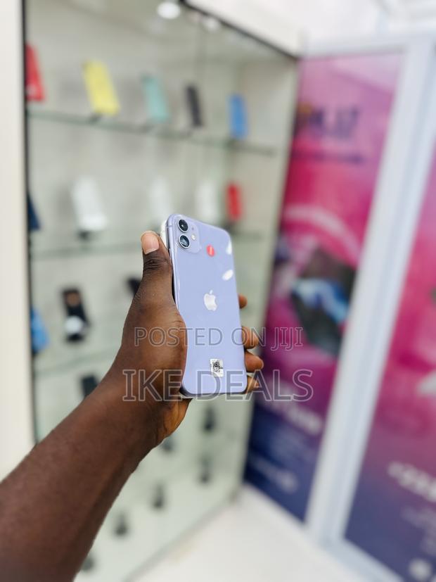 Apple iPhone 11 128 GB Purple photo 2