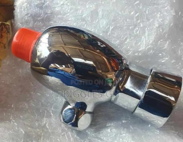 Urinal Tap- Flush Valve · Photo 4