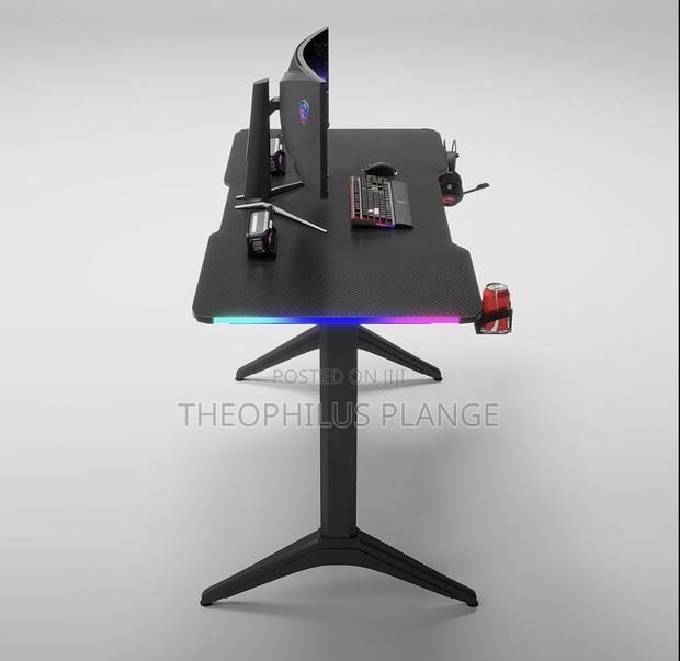 1.4 Marvo Dz01 Led Gaming Table. · Photo 2