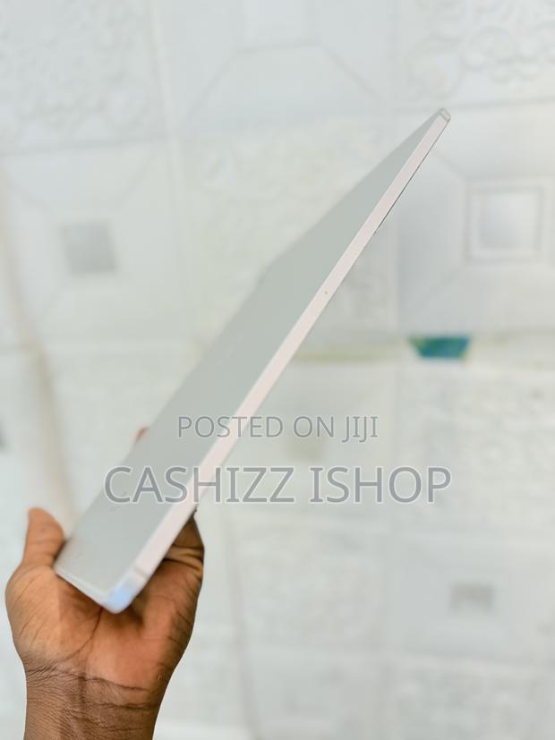 Apple iPad Pro 12.9 (2021) 256 GB Gray photo 10