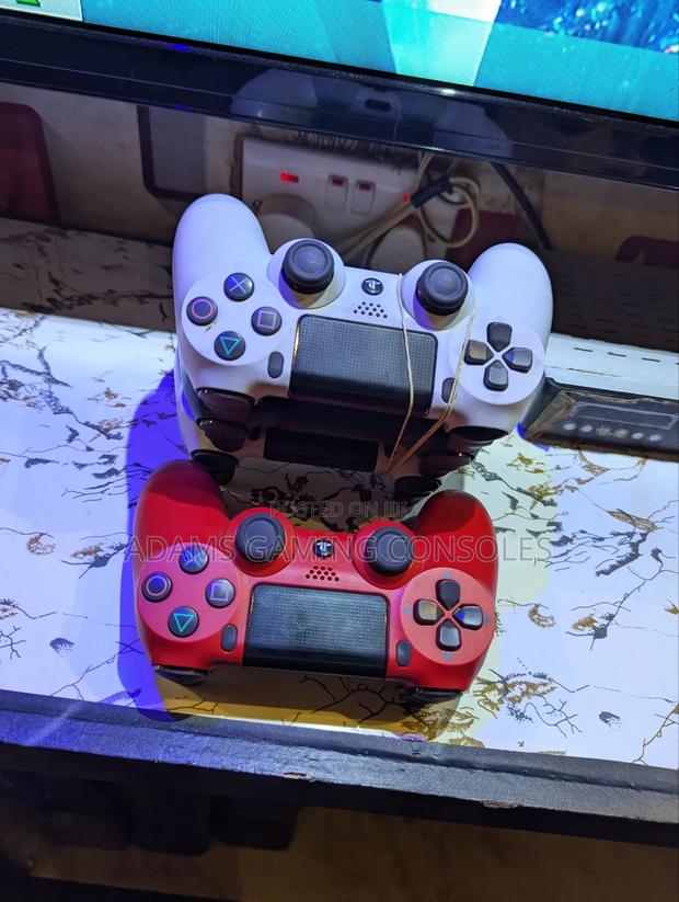 Ps4,Ps3,Ps5 Original Controllers Available · Photo 4