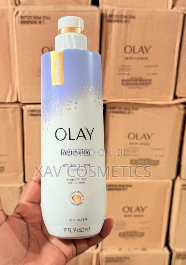 Olay Renewing Retinol Serum Body Wash · Photo 2