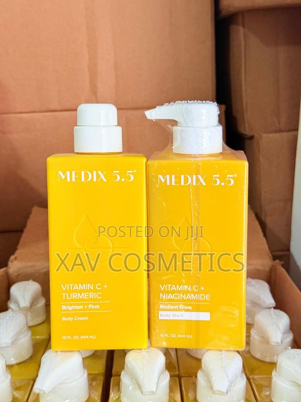 Medix 5.5 Vitamin C Body Lotion and Body Wash · Photo 2