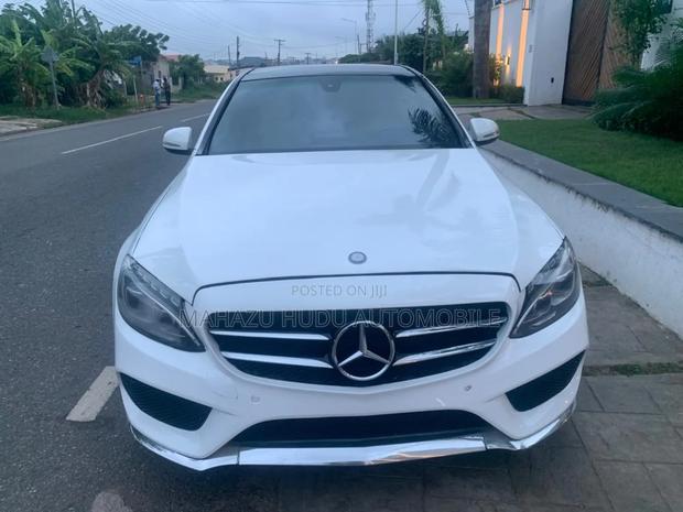 Mercedes-Benz C300 Luxury 4Matic Sedan AWD (2.0L 4cyl 7A) 2016 White