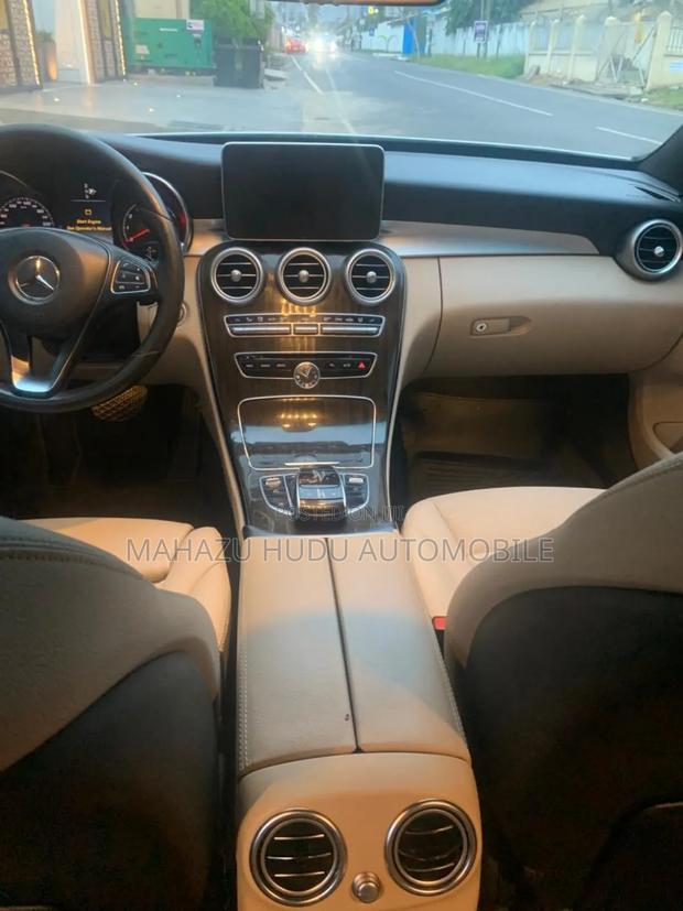 Mercedes-Benz C300 Luxury 4Matic Sedan AWD (2.0L 4cyl 7A) 2016 White