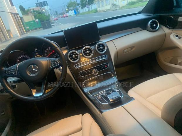 Mercedes-Benz C300 Luxury 4Matic Sedan AWD (2.0L 4cyl 7A) 2016 White