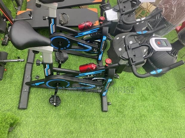 Exercise Spining Bike Bicycle With LCD Display Screen photo 3