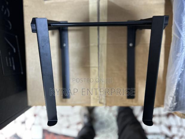 Laptop Stand · Photo 4