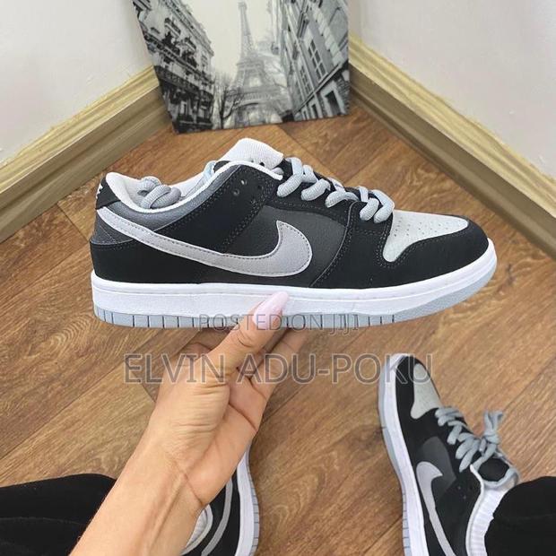 Nike Sb Dunk Low Pro "J-Pack - Shadow" Sneakers. · Photo 3