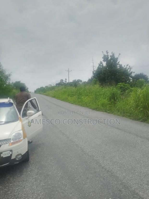 500 Acres Tile Road Side Farmlands for Sale · Photo 4