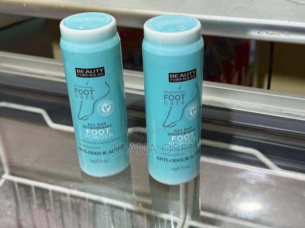 All Day Deodorizing Foot Powder · Photo 4
