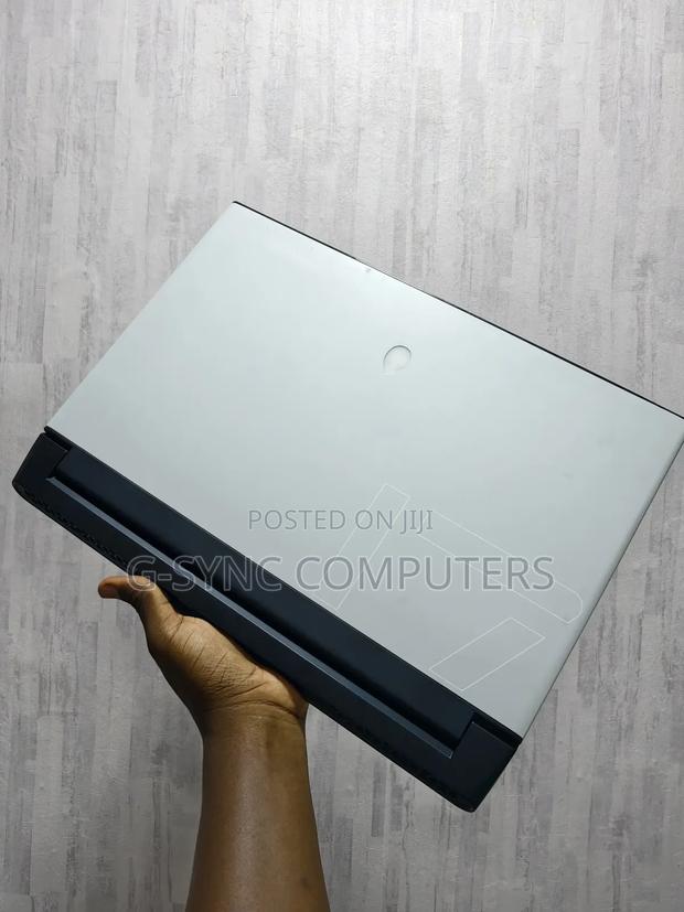 Laptop Dell Alienware M17 R2 16GB Intel Core i7 SSD 1T photo 8