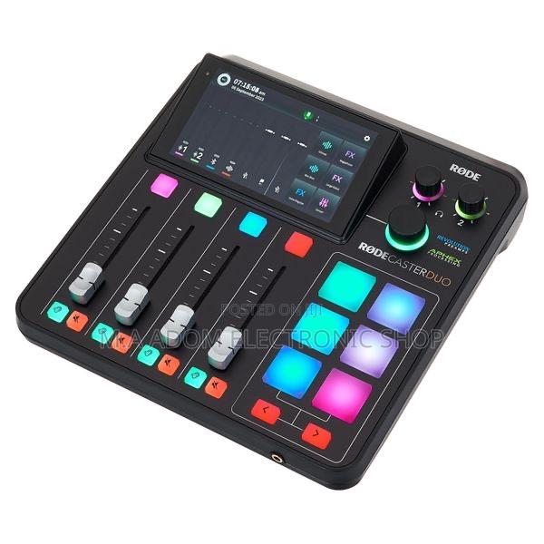 Rode Rodecaster Duo Integrated Audio Production Studio · Photo 2