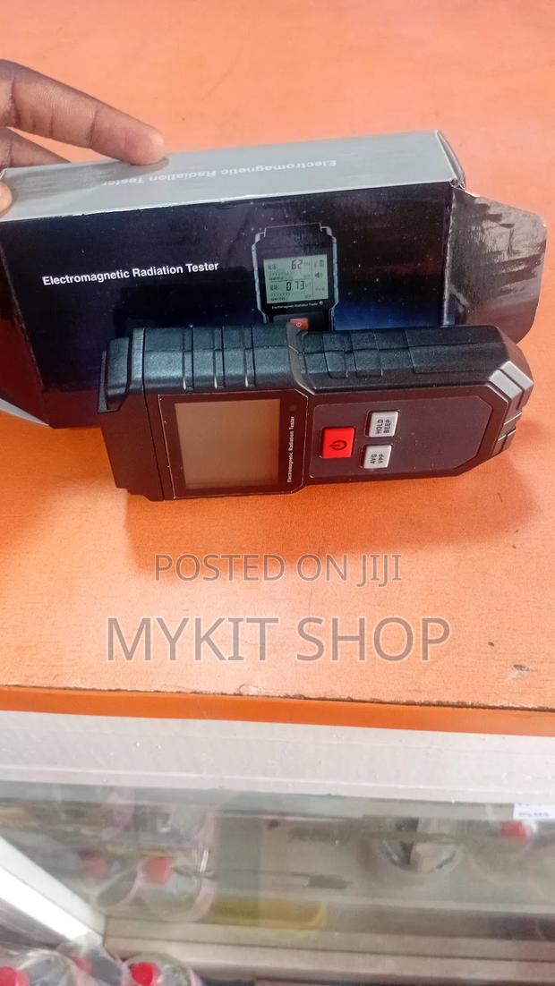 Electronic Radiation Tester · Photo 2