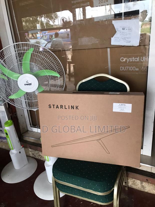 Get Powerful and Fast Internet Starlink Gen 3 Standard Kit · Photo 2