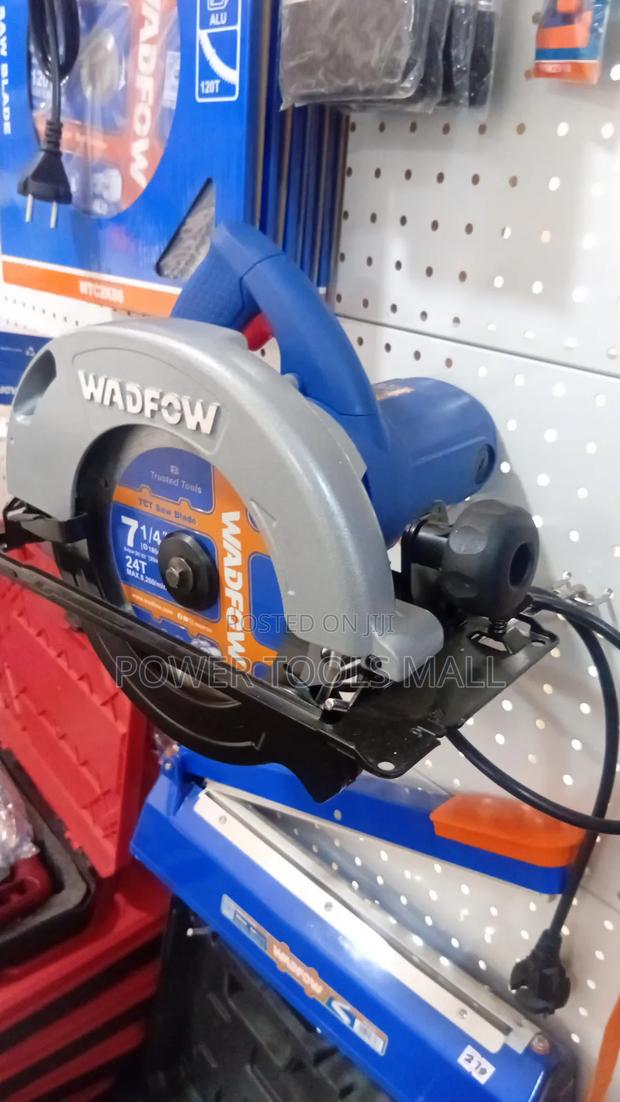 7" Circular Saw photo 2