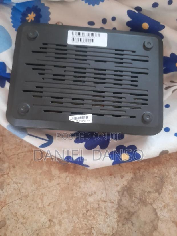 DSTV Decoder · Photo 4