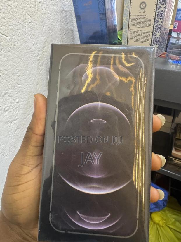 New Apple iPhone 12 Pro 128 GB Black