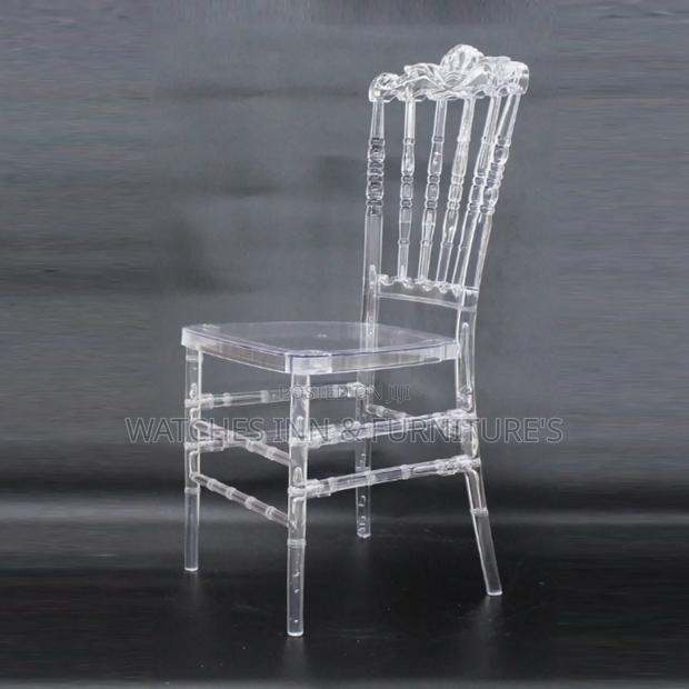 Acrylic Resin Chair ( Chivari, Unbreakable ) · Photo 2