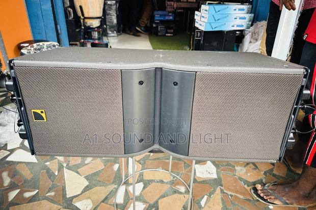 Kara 12 Inches Line Array Speaker · Photo 4