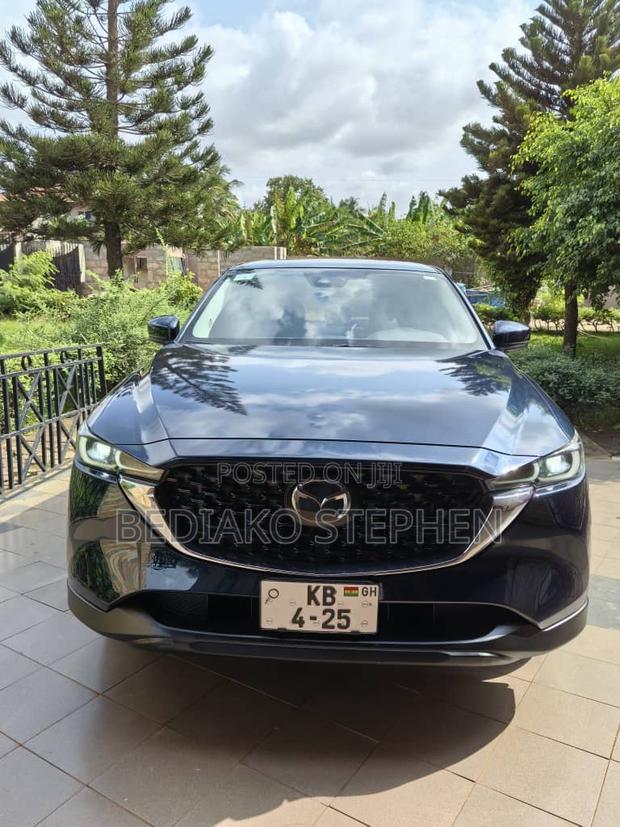 Mazda CX-5 2022 Blue