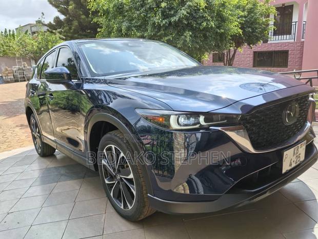 Mazda CX-5 2022 Blue