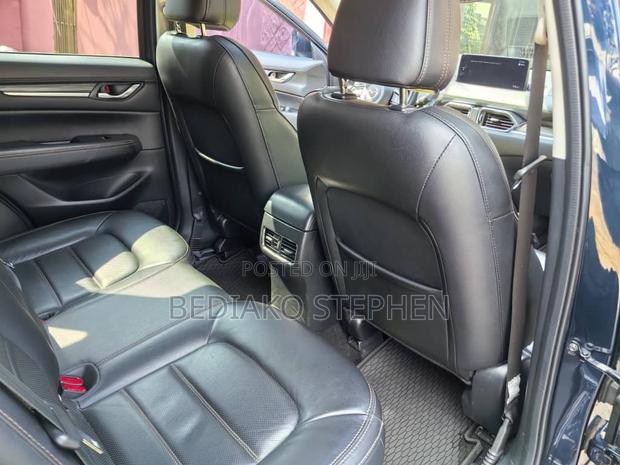 Mazda CX-5 2022 Blue