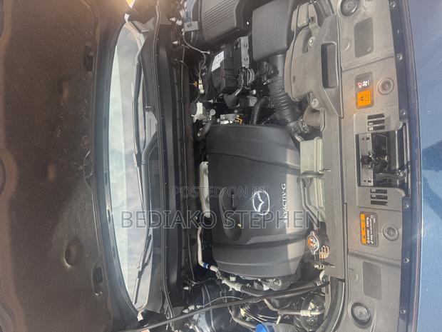 Mazda CX-5 2022 Blue