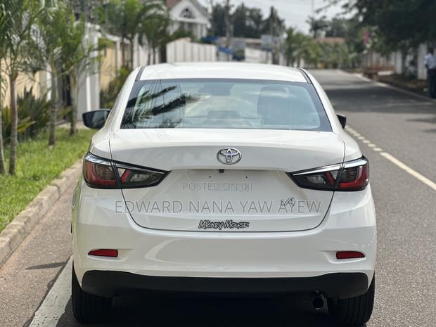 Toyota Yaris iA 1.5 FWD 2017 White