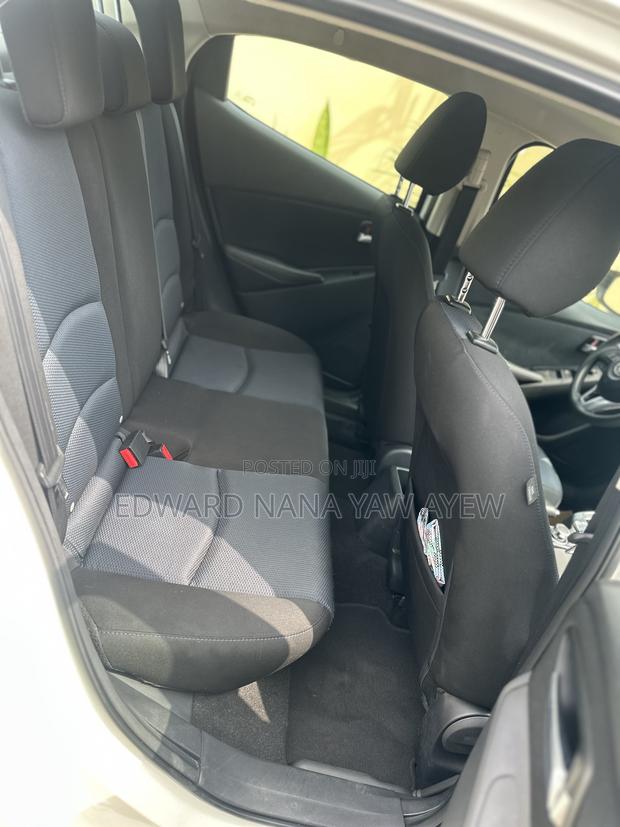 Toyota Yaris iA 1.5 FWD 2017 White