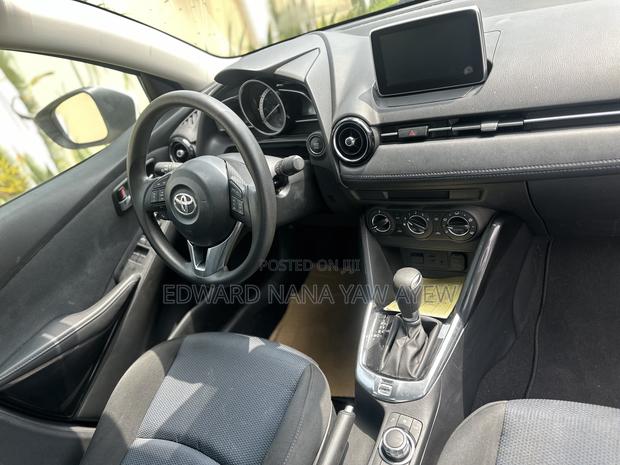 Toyota Yaris iA 1.5 FWD 2017 White