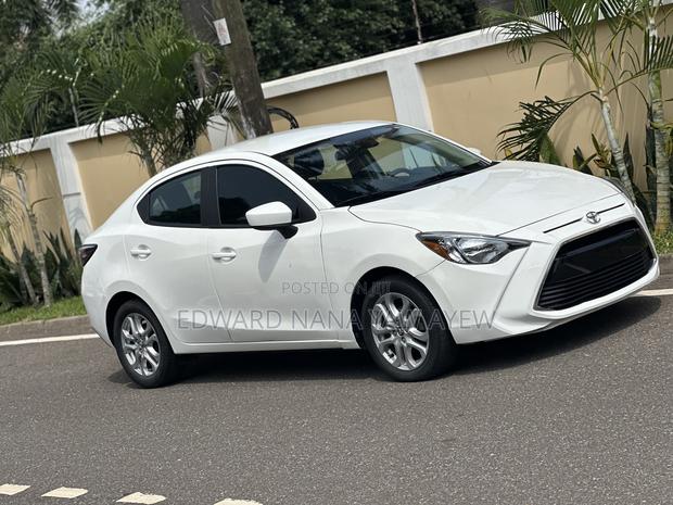 Toyota Yaris iA 1.5 FWD 2017 White