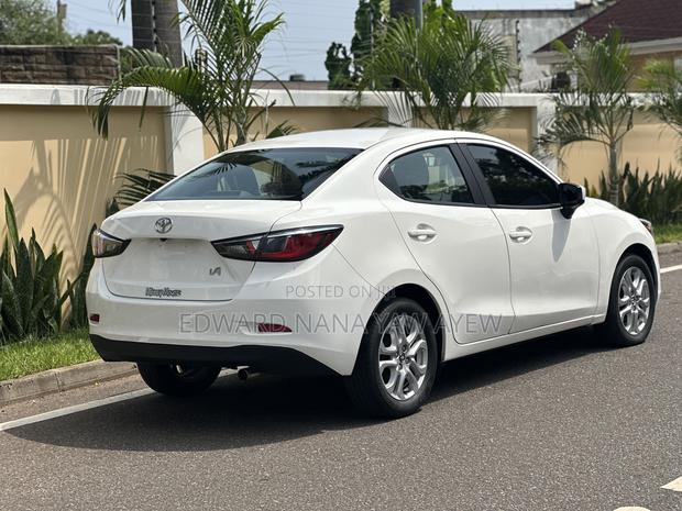 Toyota Yaris iA 1.5 FWD 2017 White