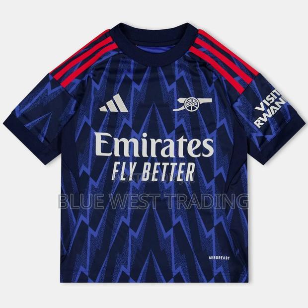 Arsenal 2025/2026 Away Jersey · Photo 4