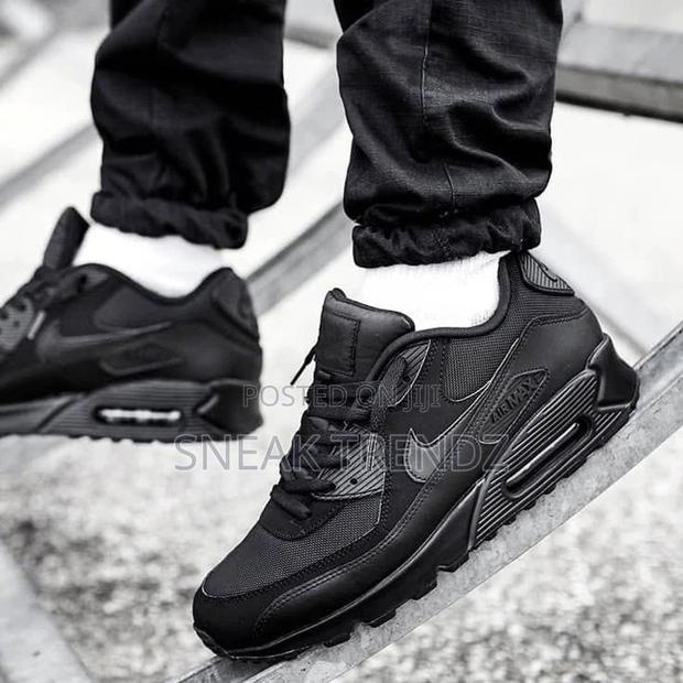 Nike Air Max 90 P Black · Photo 4