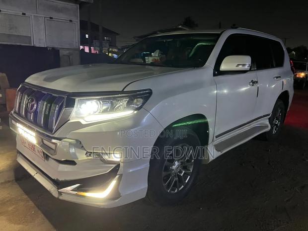 Toyota Land Cruiser Prado 2.7 VVT-i 2014 White photo 5