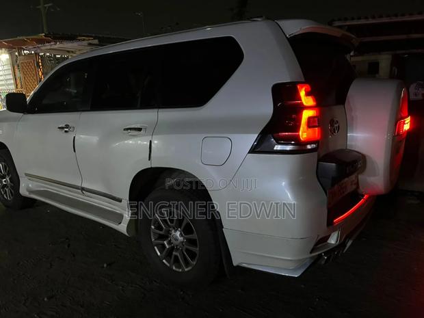Toyota Land Cruiser Prado 2.7 VVT-i 2014 White photo 6