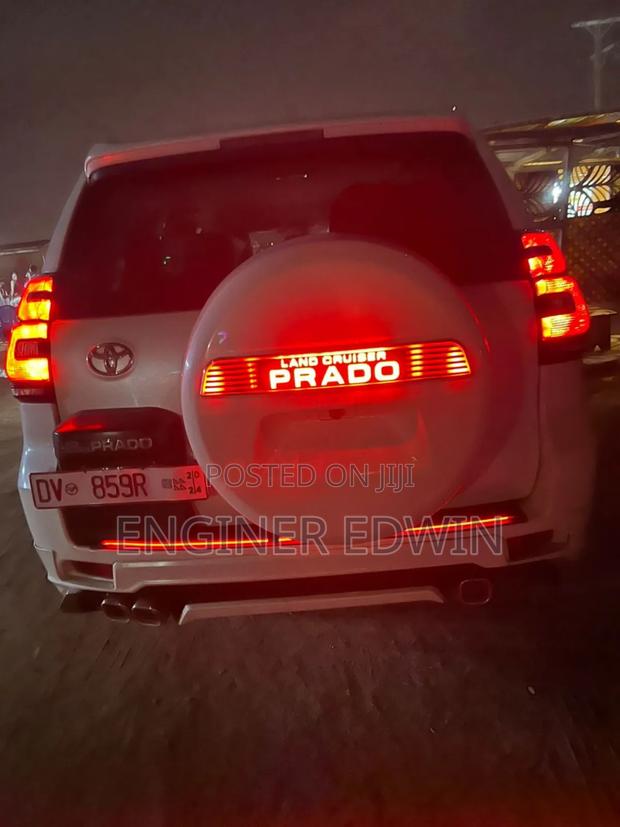 Toyota Land Cruiser Prado 2.7 VVT-i 2014 White photo 8